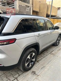 جيب جراند شيروكي